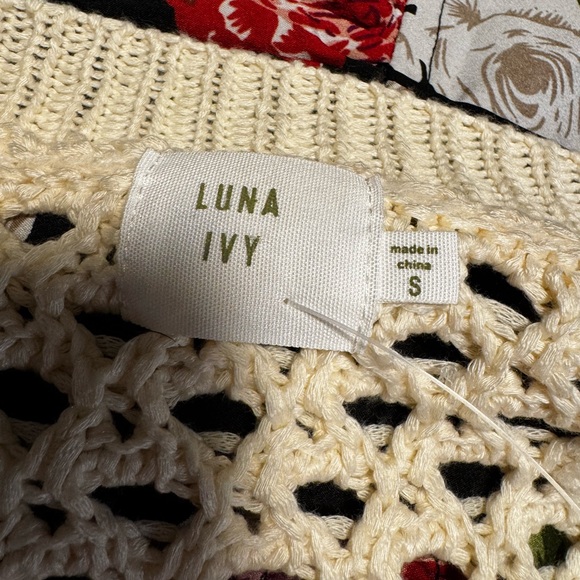 LUNA IVY Multicolor Crochet Pattern Sweater - Picture 5 of 5